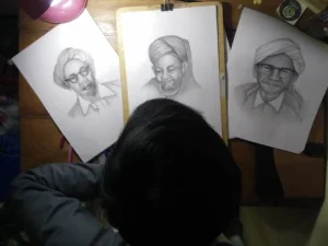 Hanya dengan Menggambar Sketsa Wajah, Mahasiswa Jombang Ini Raih Jutaan Rupiah