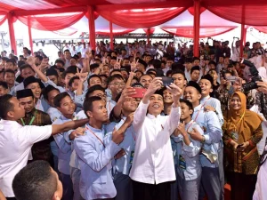 Jokowi: Infrastruktur Dibutuhkan untuk Persatuan Indonesia 