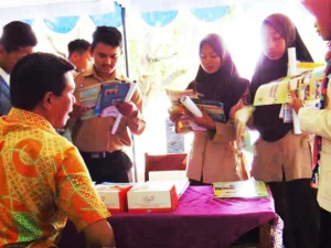 Kenalkan Siswa ke Perguruan Tinggi, MA Al-Asror Semarang Gelar Edufair