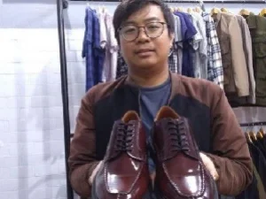 Kisah Hamzah Entrepreneur Muda yang Sukses Berawal dari Iseng Buat Sepatu Hingga Tembus Pasar AS
