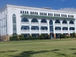 Universitas Wahidiyah ( UNIWA ) Kediri
