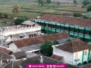 Pesantren Darussalam Kediri
