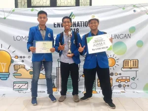 Mahasiswa ITS Olah Limbah Menggunakan Kulit Pisang dan Eceng Gondok