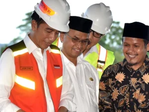Kagumnya Presiden Jokowi Terhadap IAI Al-Aziziyah Samalanga, Kala Berdialog Akrab dengan Sang Rektor