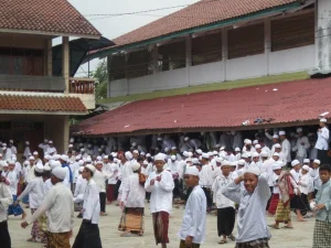 Pengembangan Ekonomi Pesantren dalam Mewujudkan Indonesia Mandiri