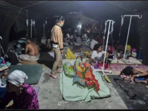Pengungsi Tsunami Butuh Selimut dan Alas Tidur