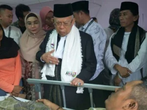 Dijenguk Ma'ruf Amin, Korban Selamat Ceritakan Saat Tsunami Tiba-tiba Datang