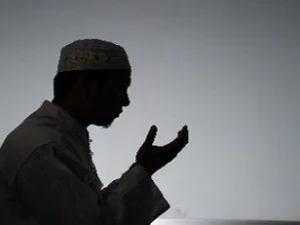 Ber-Tuhan, Ber-Kemanusiaan