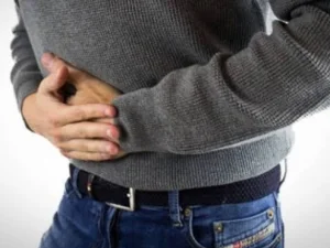Tips Menghindari Kram Perut Saat Berlari