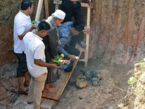 Peletakan Batu Pertama Masjid Babussalam