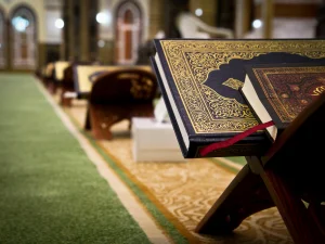 Begini Cara Rasulullah Ketika Membaca Al-Qur’an