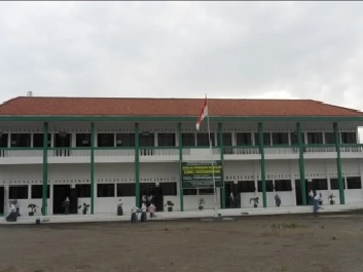 SMK Asshodiqiyah Semarang