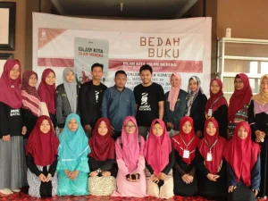 Merasa Benar Sendiri, Tanda Rendahnya Ilmu