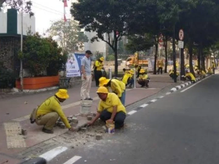 Etika Penggunaan Lampu Jauh, Jangan Sampai Ganggu Pengendara Lain
