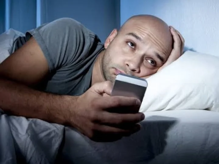 Tidur Larut Malam Bisa Merusak Kualitas Sperma
