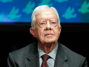 Soal Pembangunan Tembok AS-Meksiko, Carter Bantah Dukung Trump