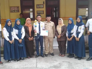 Inspiratif, Siswa SMP Kasgoro Sragi Raih Juara 1 Lomba Duta Bahasa