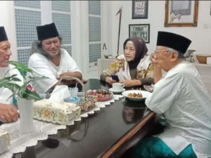 Mengkafirkan Orang Lain Bukan Kebiasaan Nabi