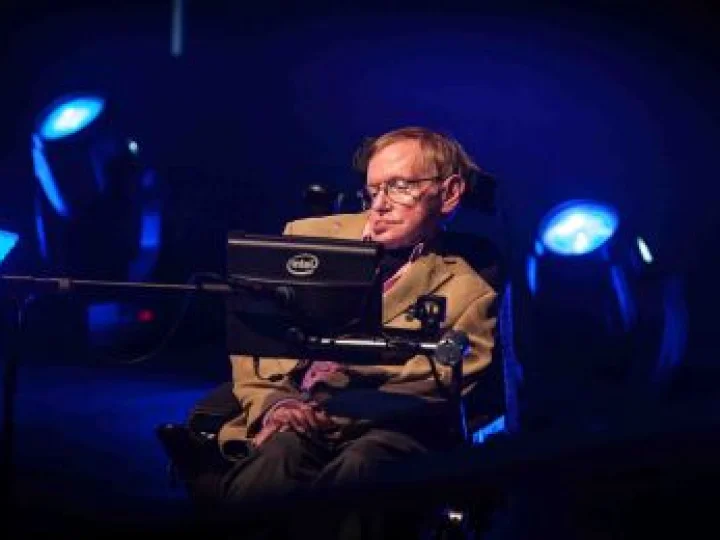 Ketika Ilmuwan Menemukan Bukti Mendukung Teori Penting Stephen Hawking