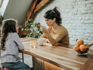 Bunda, SimakTips Meredam Emosi Saat Menghadapi Anak Marah     