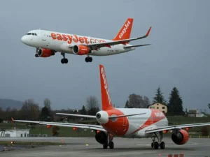 EasyJet Rugi Rp275 Miliar Akibat Drone Gatwick