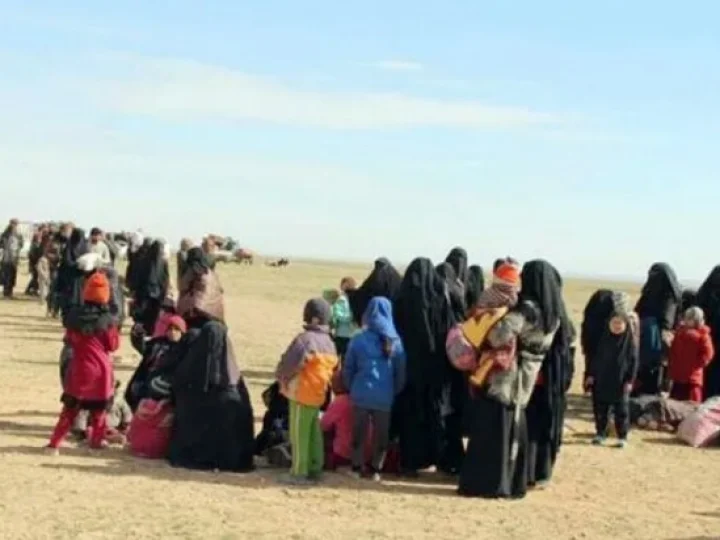Hampir 5.000 Orang Melarikan Diri dari Kantong ISIS Terakhir