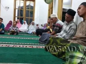 Umat Muslim Harus Menguatkan Ukhuwah