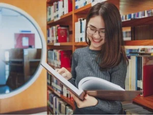 Mau Lanjutkan Pendidikan di Luar Negeri, Ini Beasiswa yang Tepat
