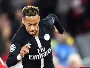 Vinicius Berharap Neymar Berkostum Real Madrid