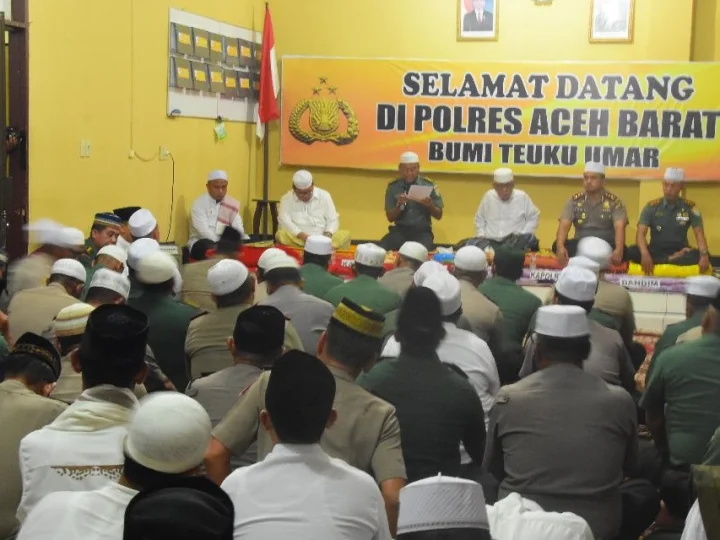 Sinergitas TNI-Polri Laksanakan Silaturrahmi dengan Tokoh Agama