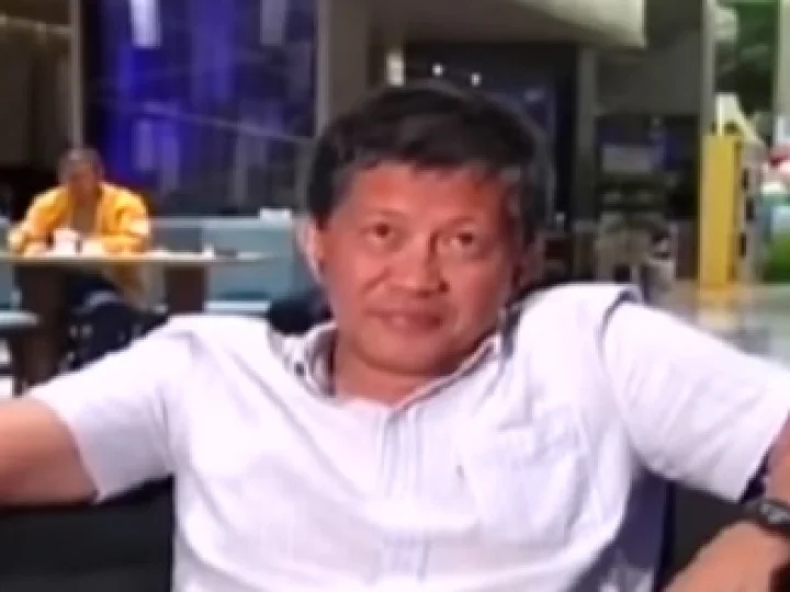 Rocky Gerung dan Orang - Orang Dungu