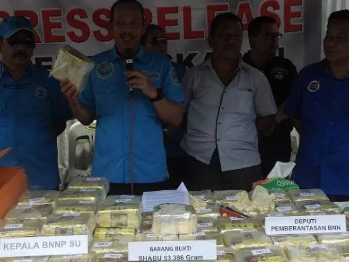 Sebanyak50 Kg Sabu dari Malaysia yang Dikubur dalam Lumpur di Sita Polisi