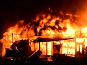 Kebakaran di Langsa Hanguskan Tiga Rumah Warga