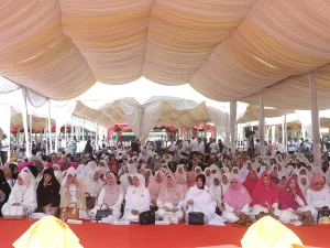 Puluhan Ribu Warga Meriahkan Maulid Raya Banda Aceh