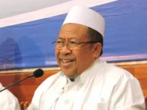 Tausyiah dan Seminar Ekonomi Haul Abon Aziz Samalanga Ke-30 Diisi Abuya KH. Mahfudz Syaubari