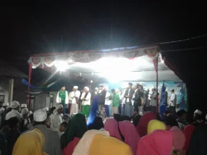 Parit Kurus Bersholawat Berlangsung Meriah