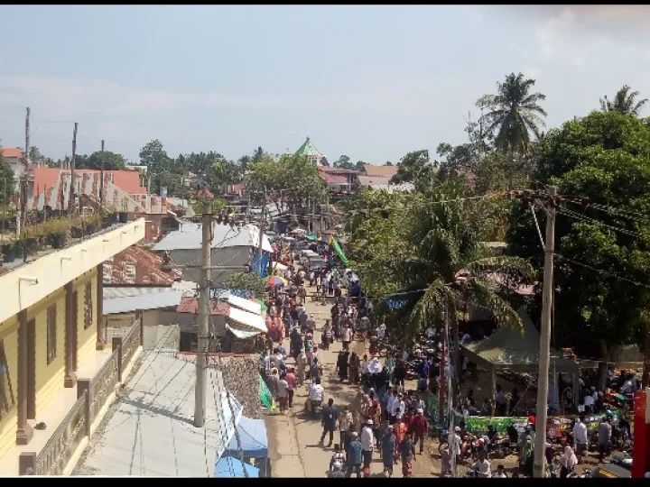 Lautan Santri, Ulama dan Undangan serta Masyarakat Aceh dan Luar Aceh Hadiri HAUL Abon Aziz Ke-30