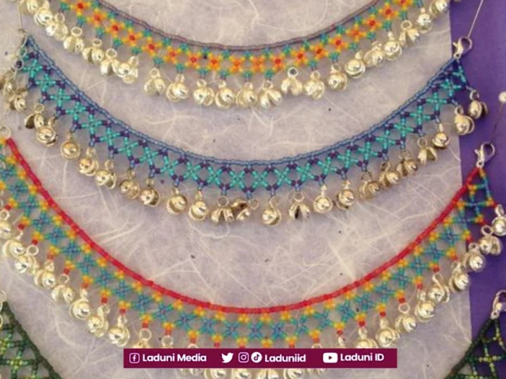 Hukum Perempuan yang Memakai Gelang Kaki