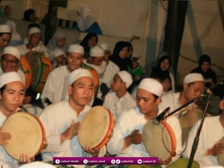 Hadrah sebagai Kesenian Islam yang Menggemakan Shalawat dan Nasihat