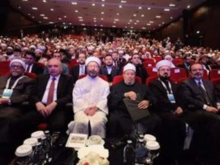 Bahaya Arab Menjadi Penjilat AS dan Israel Agar Menyerang Iran