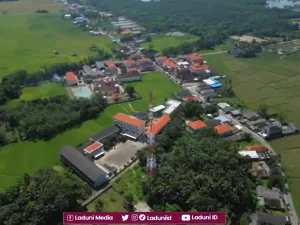Pesantren Hasan Jufri Bawean, Gresik