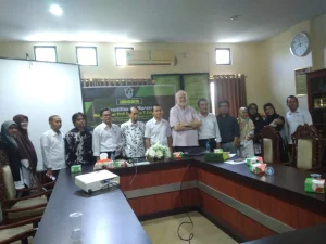 Profesor James T Collins Kupas Penelitian Borneo di Acara Lokakarya FUAD IAIN Pontianak