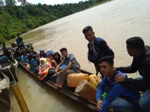 Ikut Simulasi UAMBN BK, Siswa MAS Merdeka Aceh Timur Naik Perahu 4 Jam