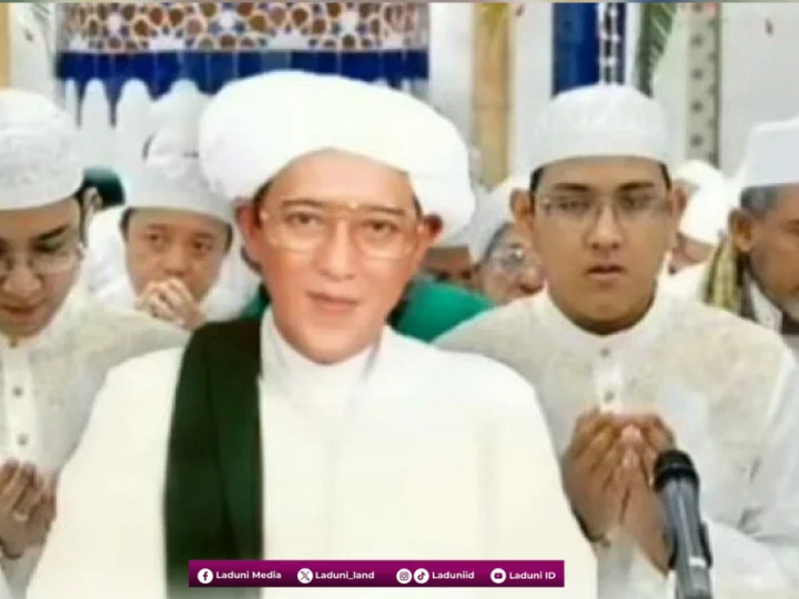 Kisah Kelahiran Syekh Muhammad Zaini Bin Abdul Ghani Martapura (Guru Sekumpul)
