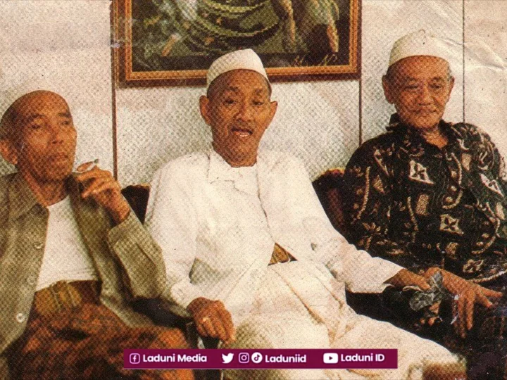 Meski Malaikat Turun, Kyai As’ad dan kyai Mahrus Tidak Mau Menjabat