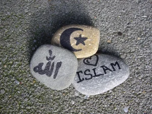 Jangan Lemahkan Islam yang Kuat dengan Tindakan Kerdilmu