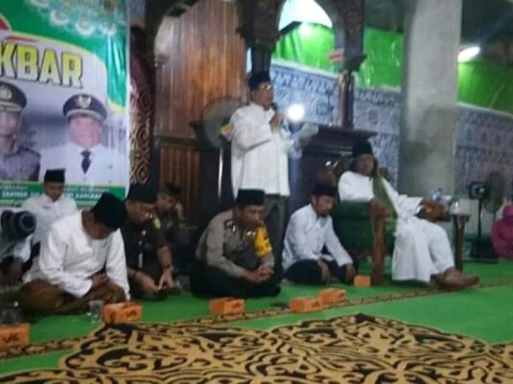 Gus Muwafiq Hadiri Istighosah dan Tabligh Akbar di Mempawah