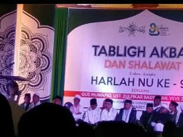 Ribuan Jamaah Padati PCC Hadiri Tabligh Akbar dan SHolawat Bersama Gus Muwafiq