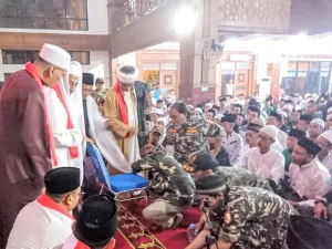 Bangga pada Indonesia, Habib Luthfi Tekankan Jangan Jadi Penghianat