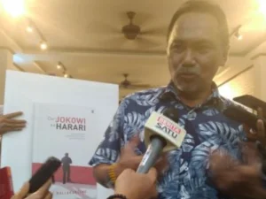 Buku Berjudul 'Dari Jokowi Ke Harari' Diluncurkan Karya Rizal Mallarangeng